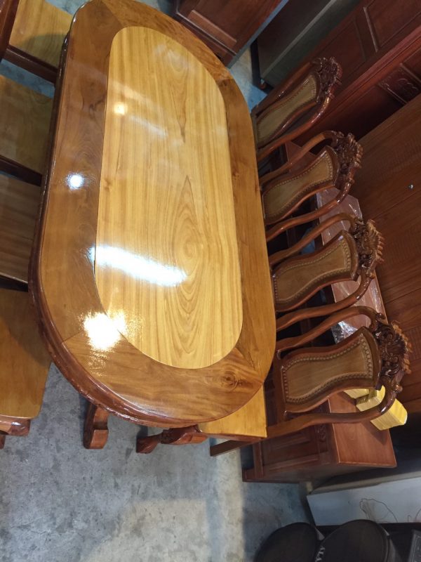 bàn ăn gỗ căm gõ hình oval BA124